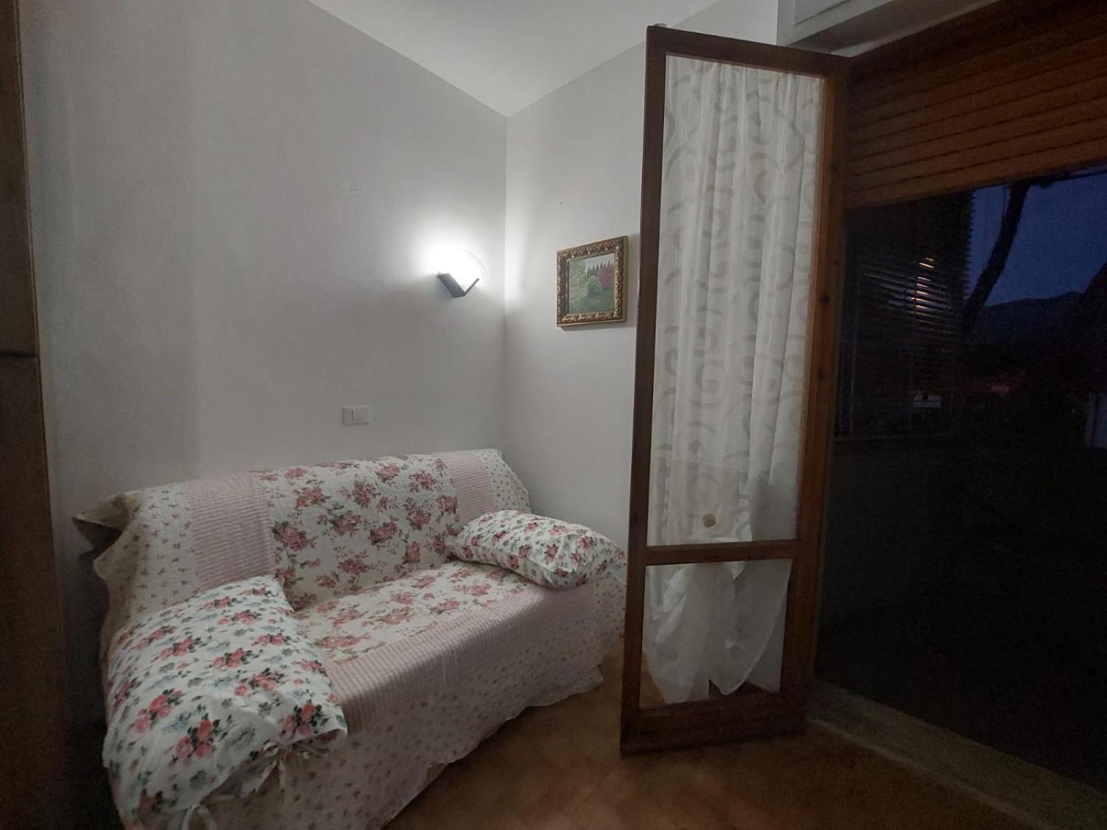 Appartamento Al Mare Di Liguria E Toscana Marina di Massa Luaran gambar