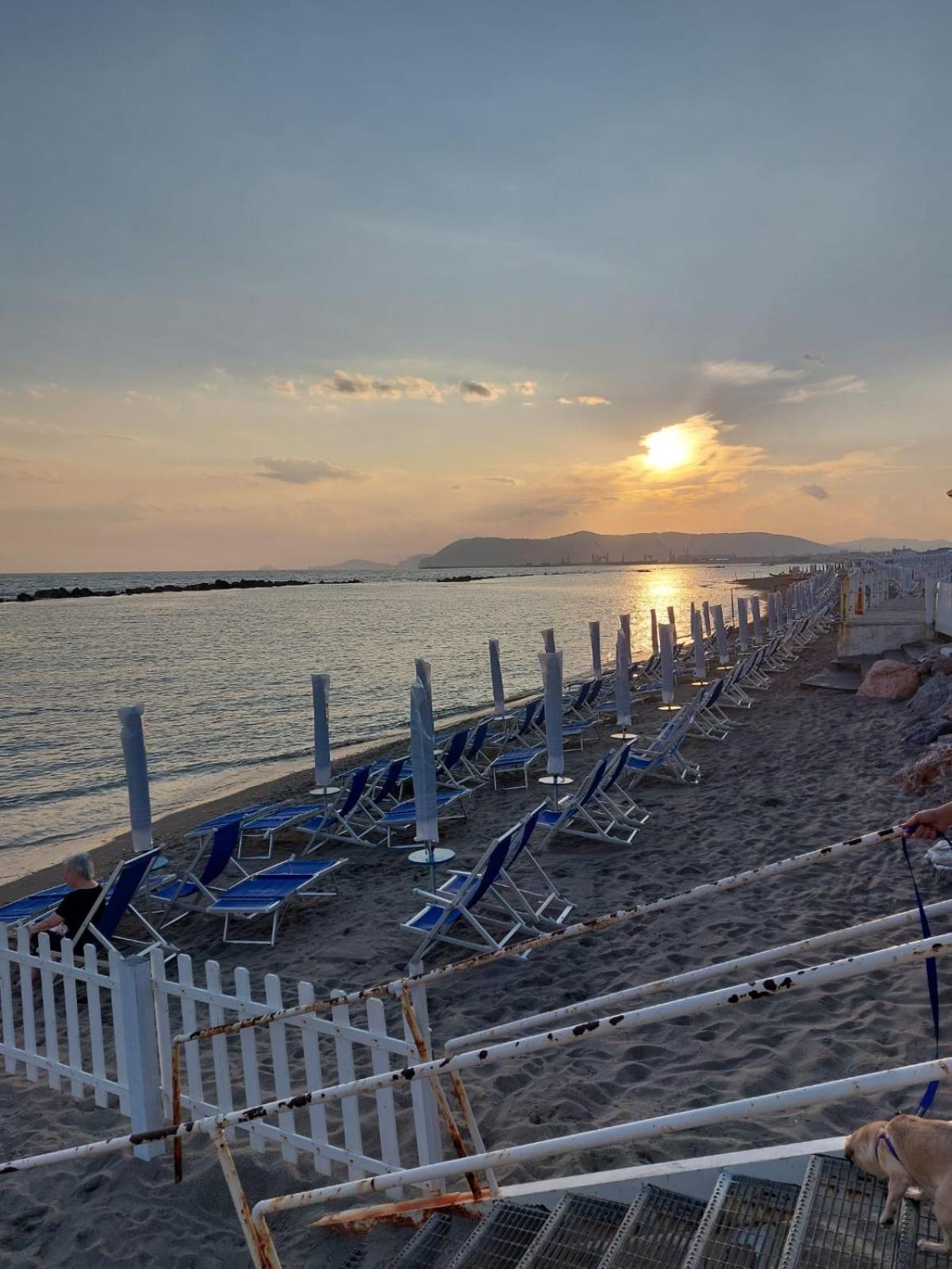 Appartamento Al Mare Di Liguria E Toscana Marina di Massa Luaran gambar