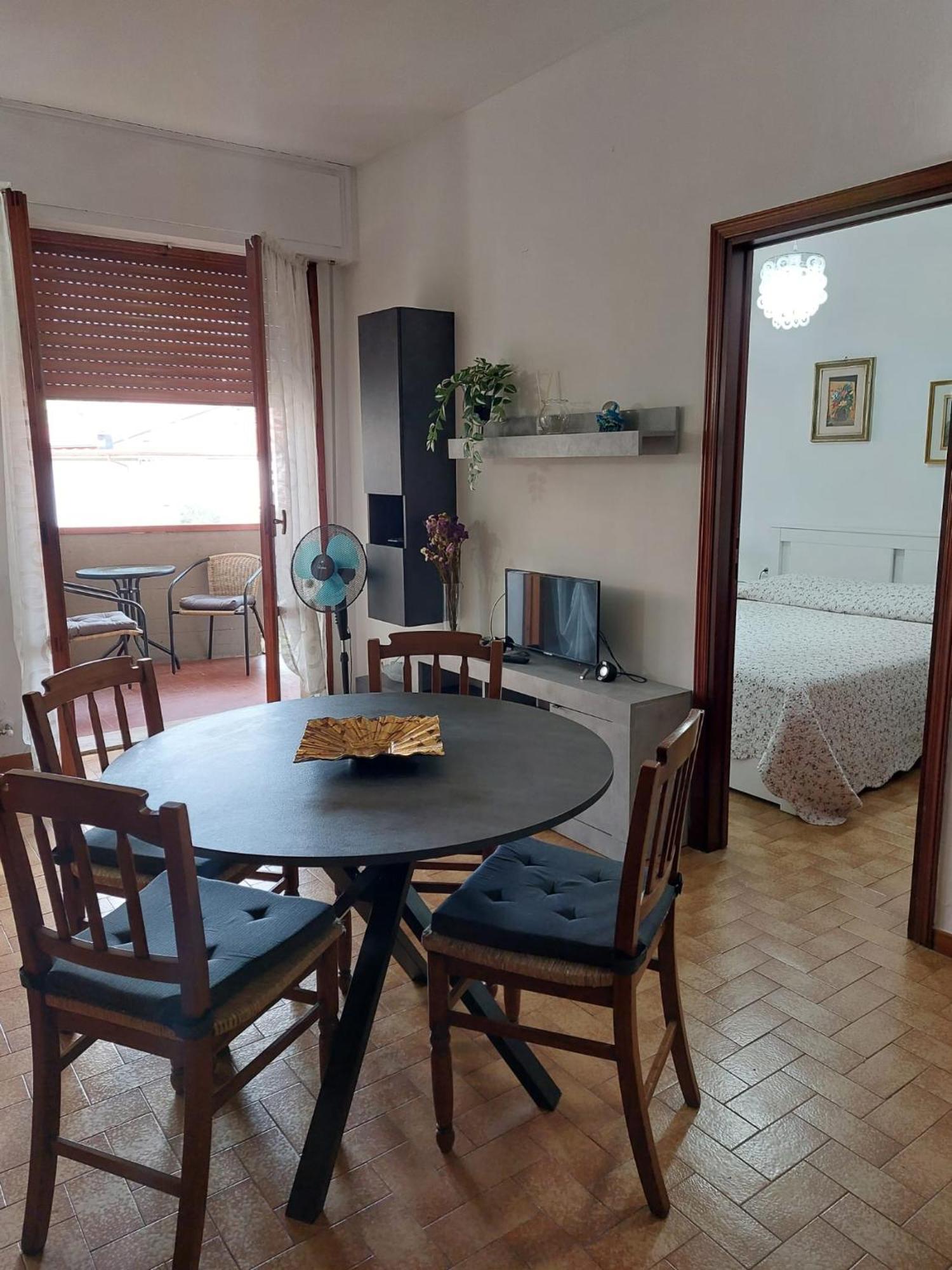 Appartamento Al Mare Di Liguria E Toscana Marina di Massa Luaran gambar